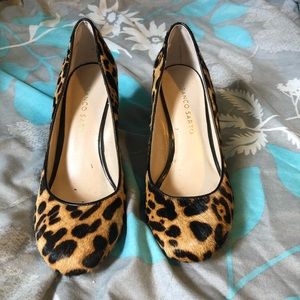 Leopard low wedges